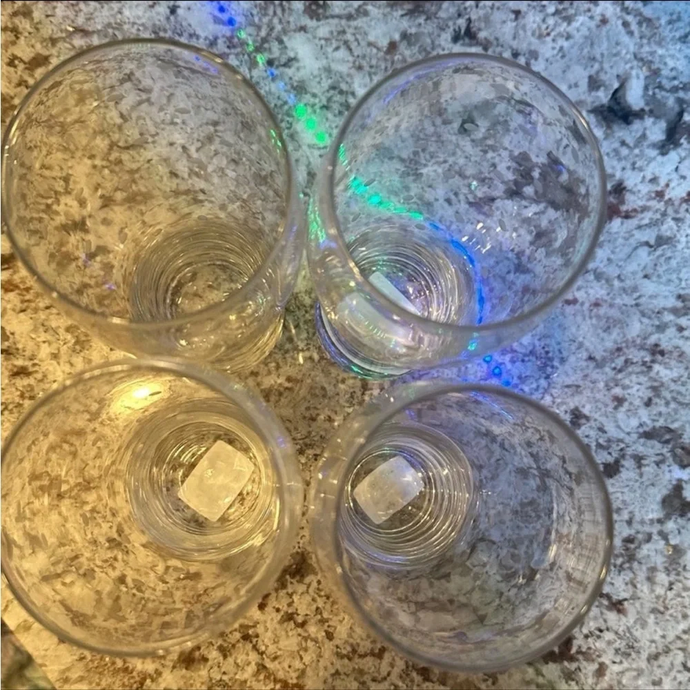 Kate Spade Larabee Dot Wheat Beer Glasses - Picture 3 of 6